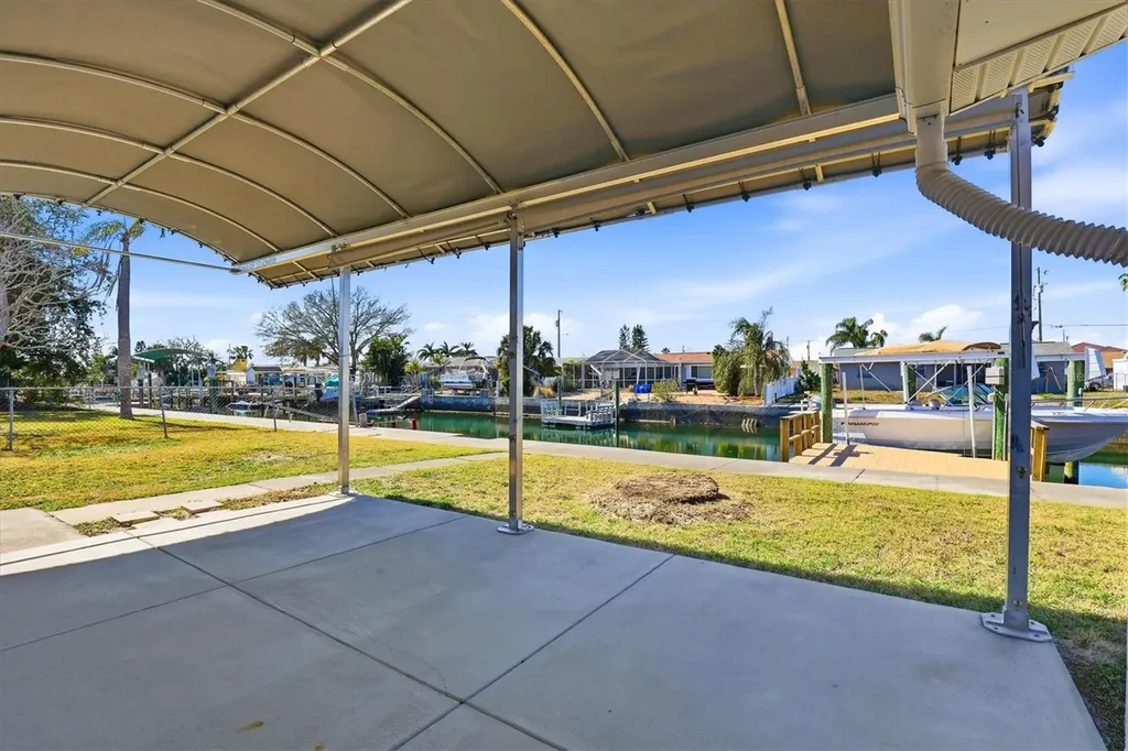 13701 Maria Drive Hudson FL 34667