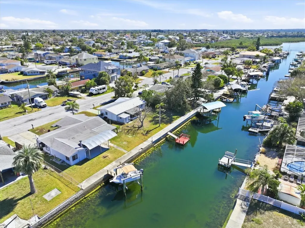 13701 Maria Drive Hudson FL 34667