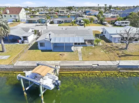 13701 Maria Drive Hudson FL 34667