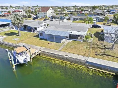 13701 Maria Drive Hudson FL 34667