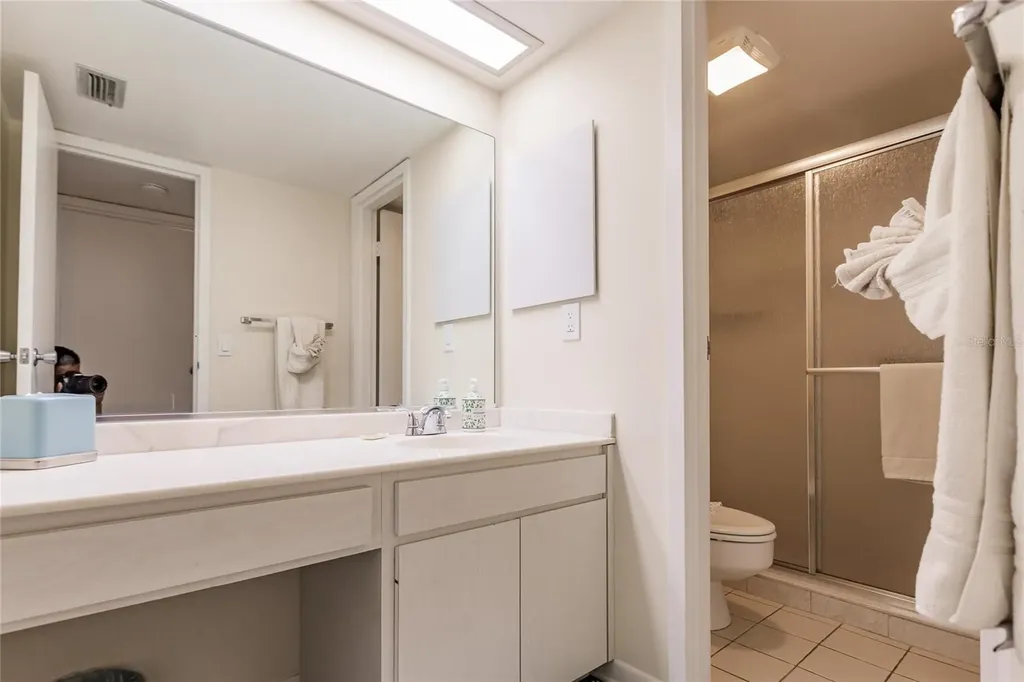1055 W Peppertree Drive Sarasota FL 34242