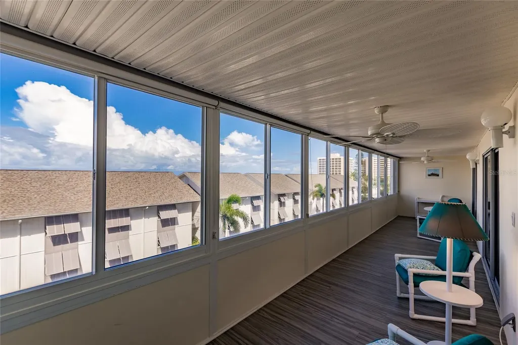1055 W Peppertree Drive Sarasota FL 34242