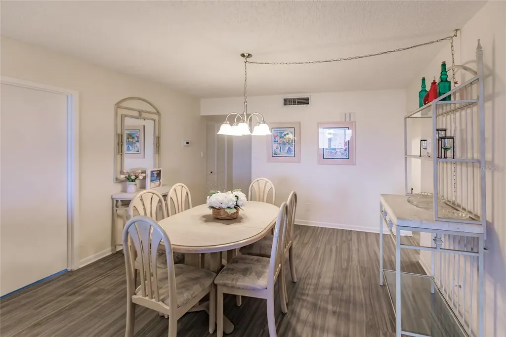 1055 W Peppertree Drive Sarasota FL 34242