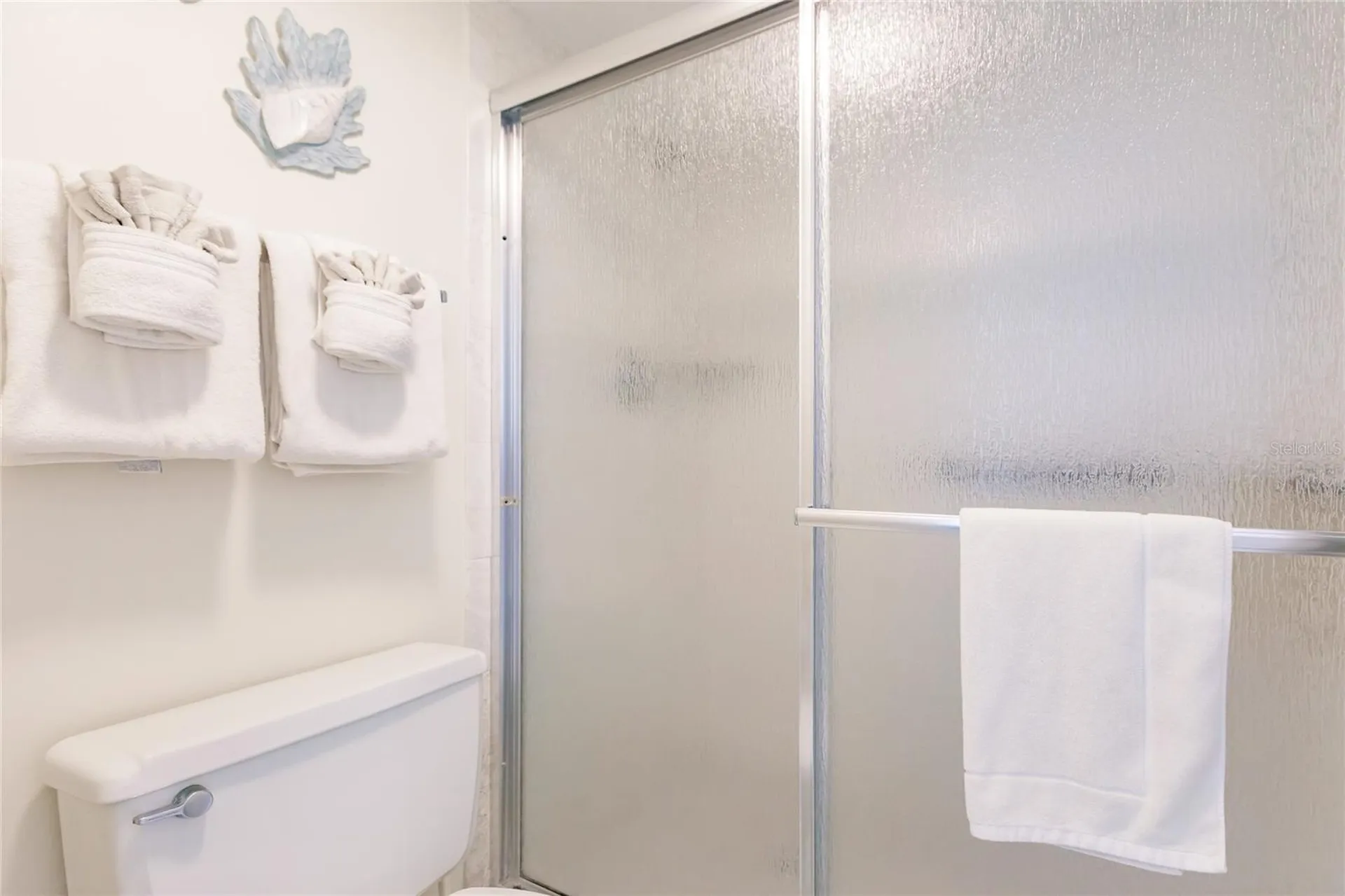 1055 W Peppertree Drive Sarasota FL 34242