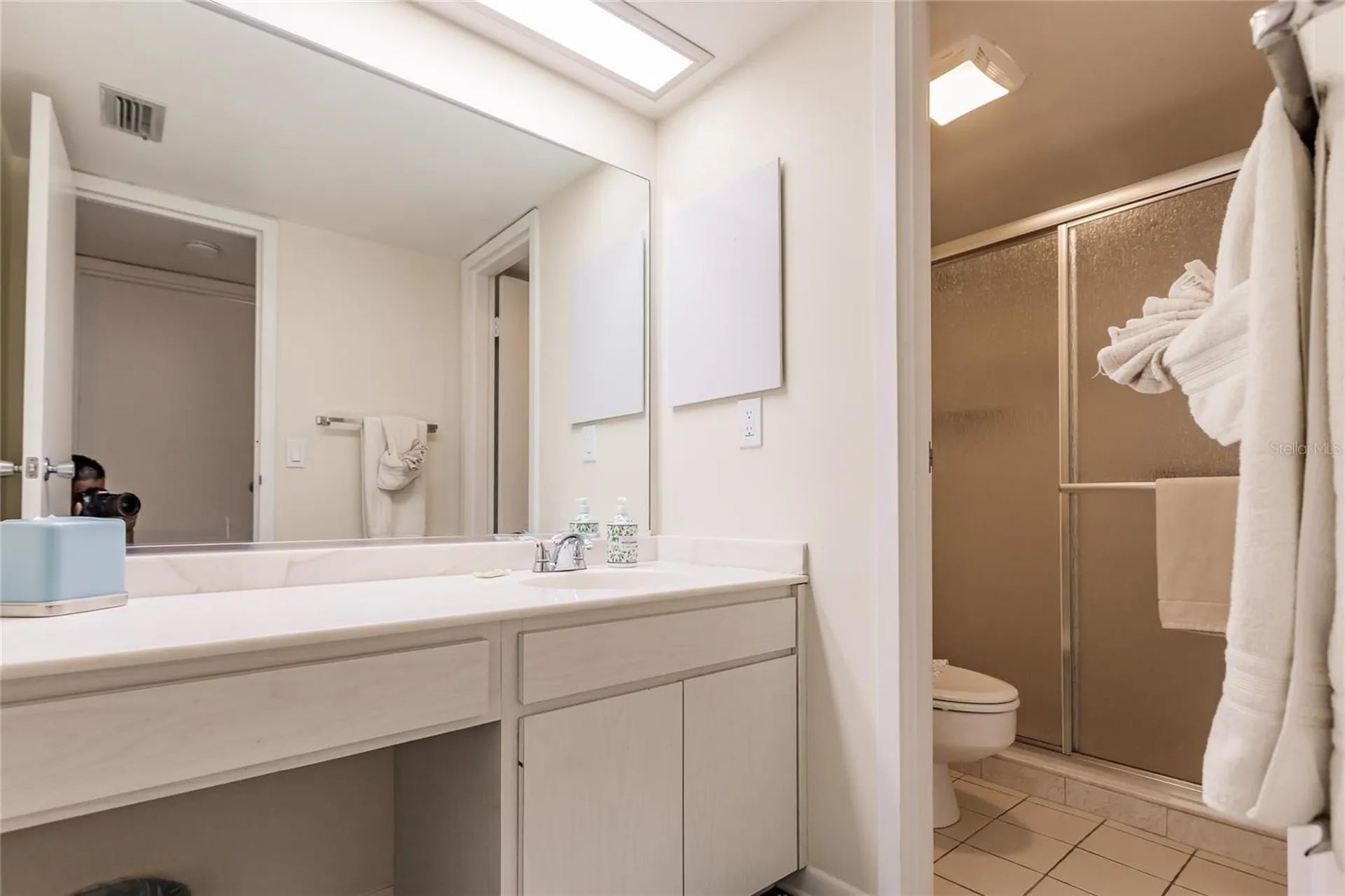 1055 W Peppertree Drive Sarasota FL 34242