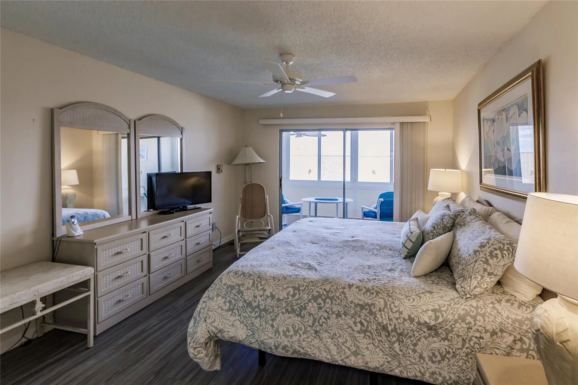 1055 W Peppertree Drive Sarasota FL 34242
