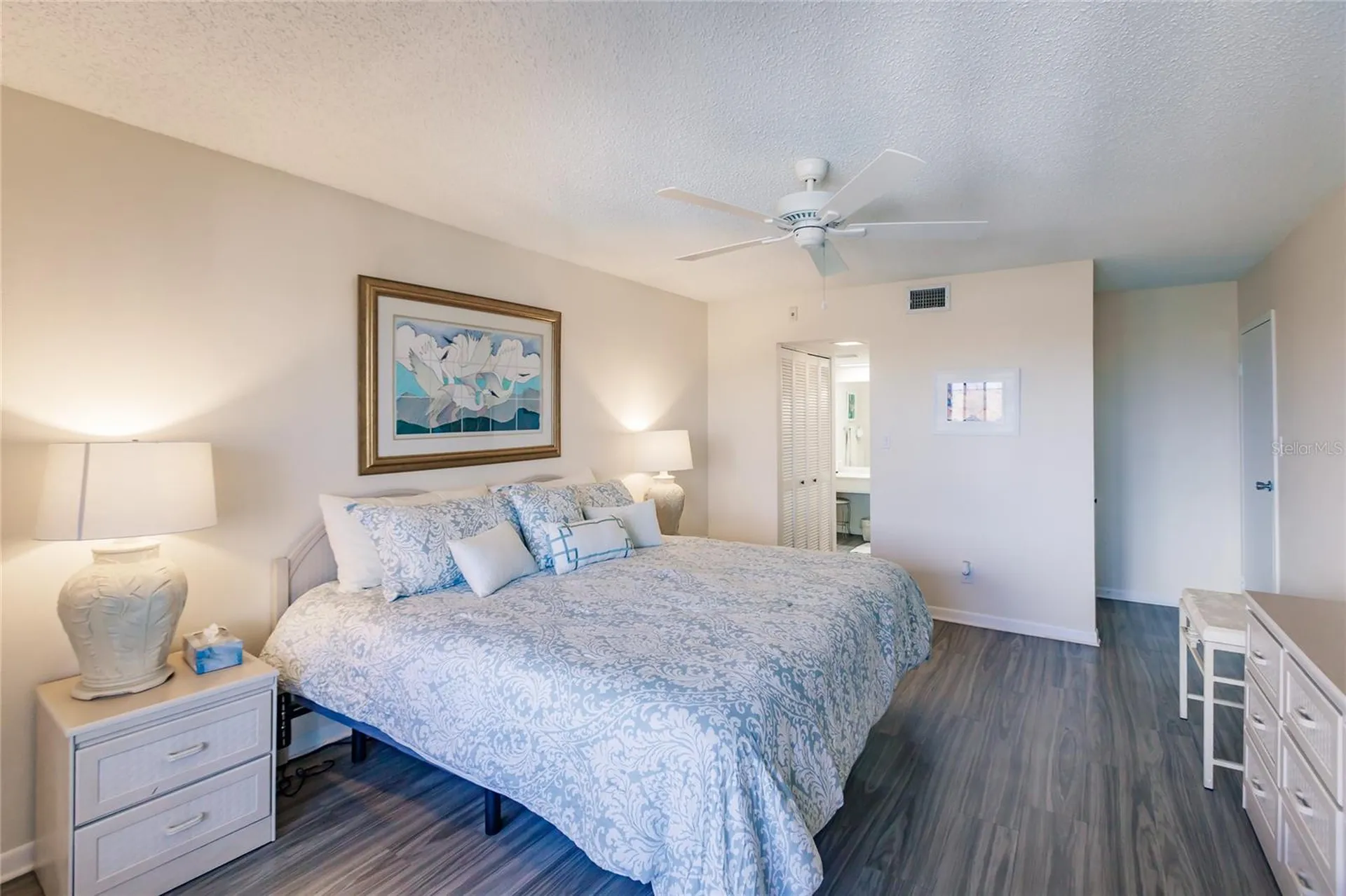 1055 W Peppertree Drive Sarasota FL 34242