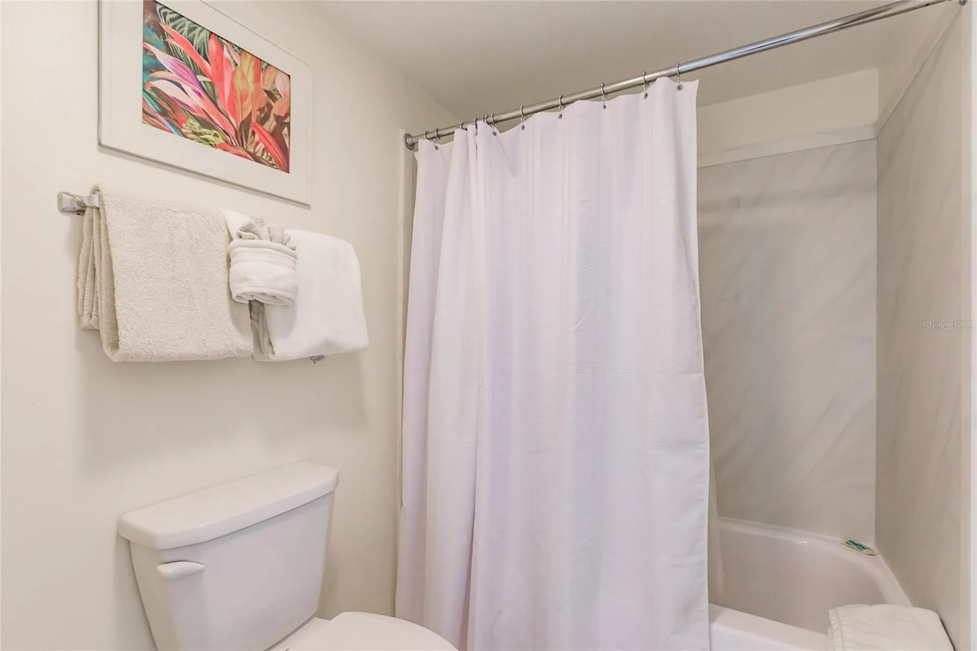 1055 W Peppertree Drive Sarasota FL 34242