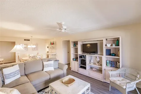 1055 W Peppertree Drive Sarasota FL 34242