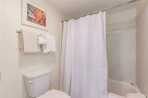 1055 W Peppertree Drive Sarasota FL 34242