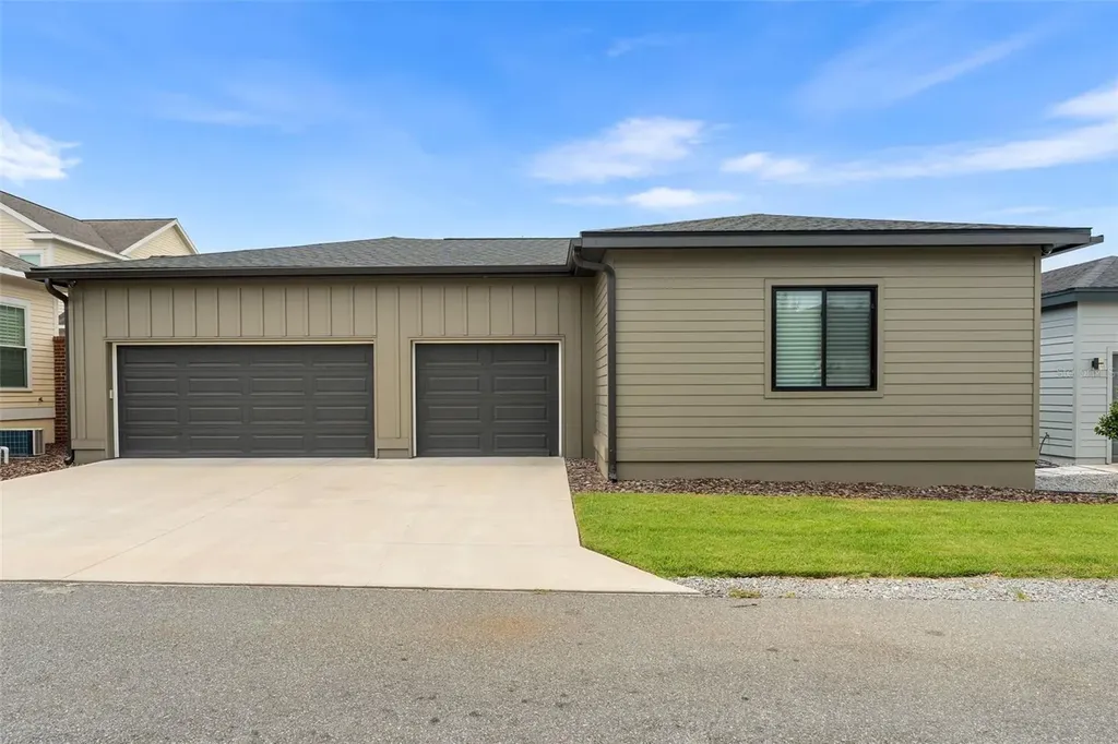 13116 SW 9th Road Newberry FL 32669