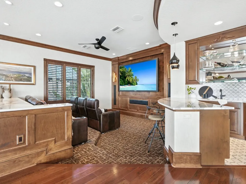 1436 John Ringling Parkway Sarasota FL 34236