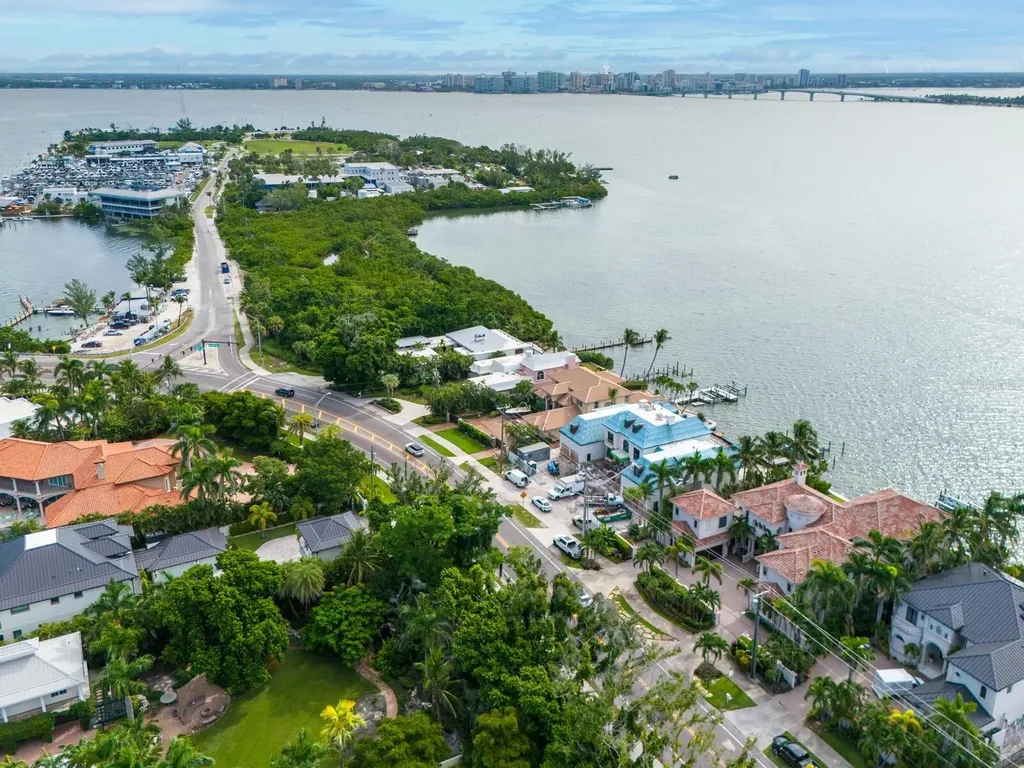 1436 John Ringling Parkway Sarasota FL 34236
