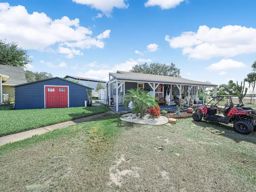 607 Acacia Walk Lake Wales FL 33898
