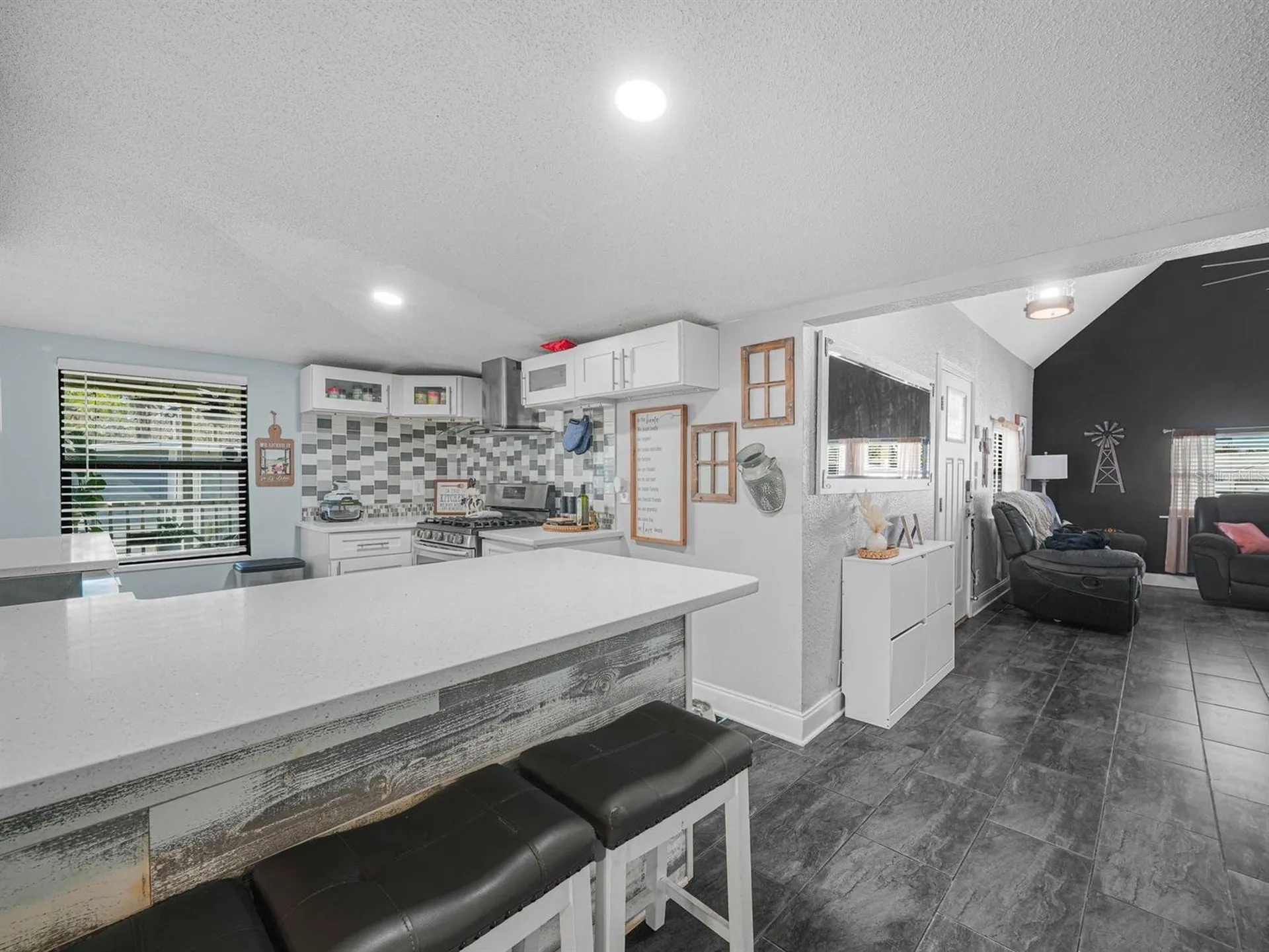 607 Acacia Walk Lake Wales FL 33898