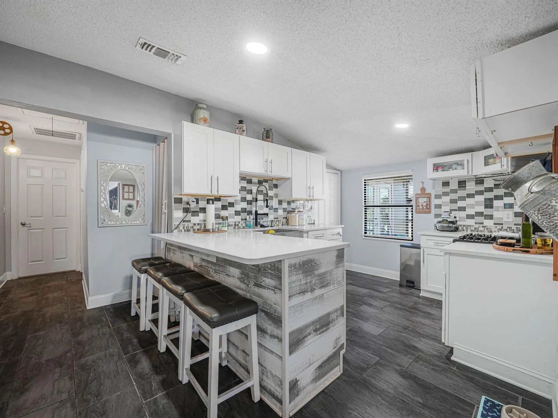 607 Acacia Walk Lake Wales FL 33898