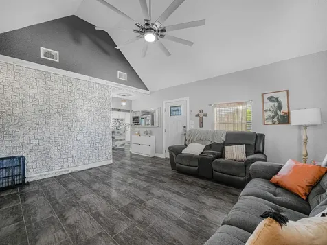 607 Acacia Walk Lake Wales FL 33898