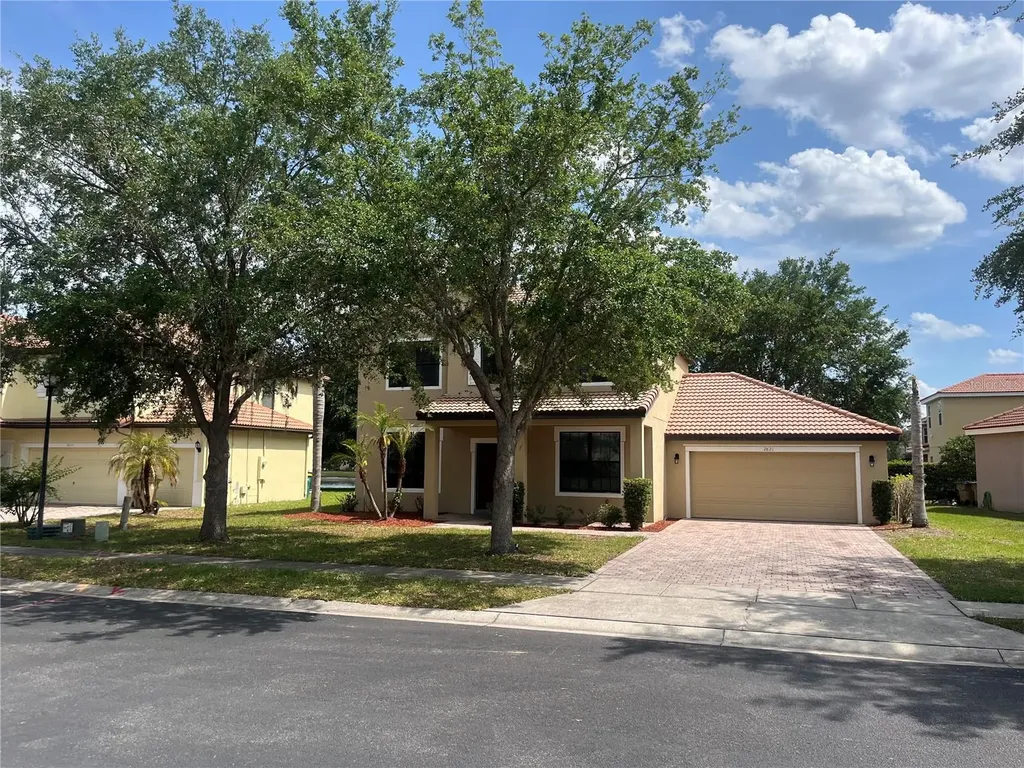2821 Scenic Lane Kissimmee FL 34744
