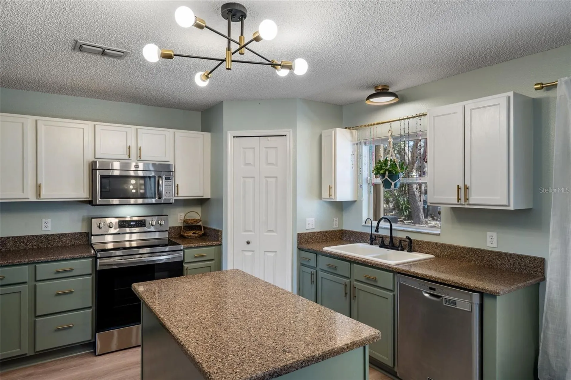 11258 Lomita Wren Road Weeki Wachee FL 34614