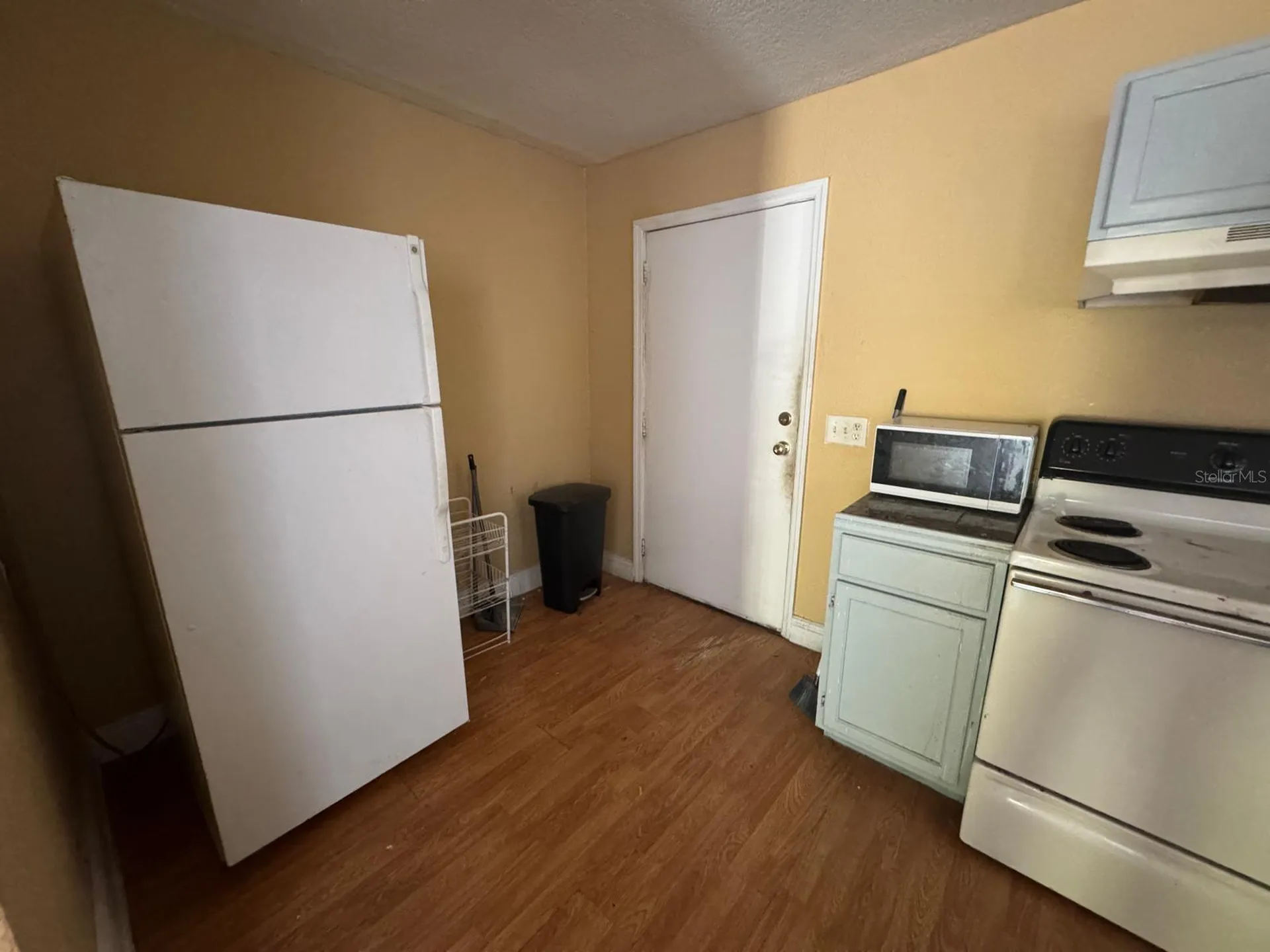 140 E 12th Street Apopka FL 32703