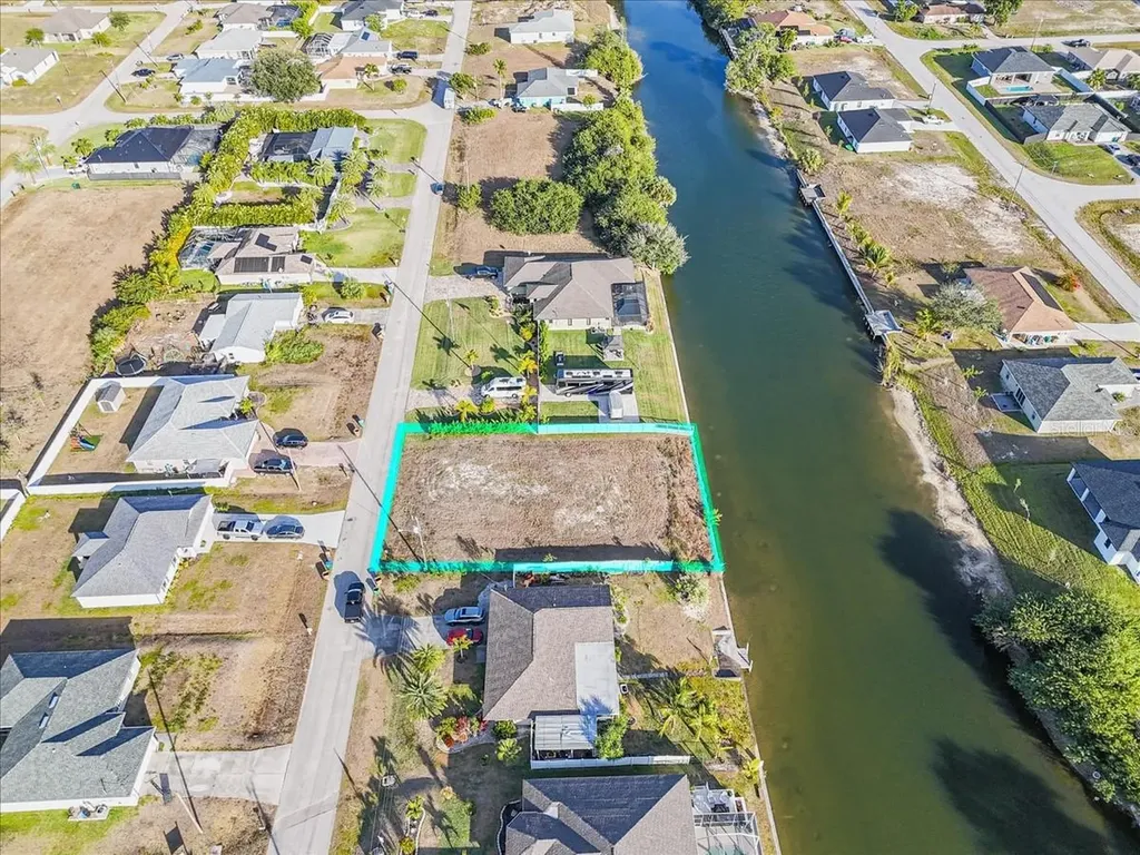 322 NE 20th Street Cape Coral FL 33909