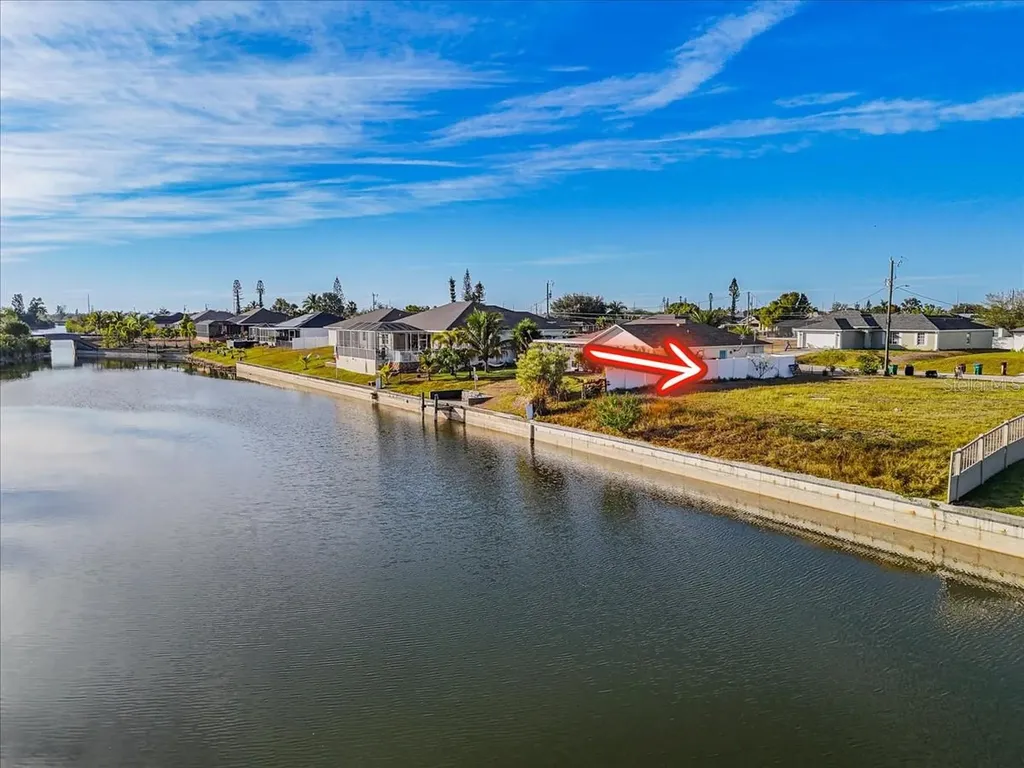 322 NE 20th Street Cape Coral FL 33909