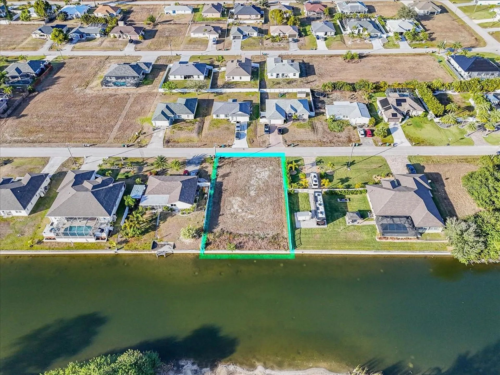 322 NE 20th Street Cape Coral FL 33909