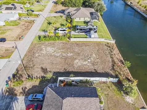 322 NE 20th Street Cape Coral FL 33909