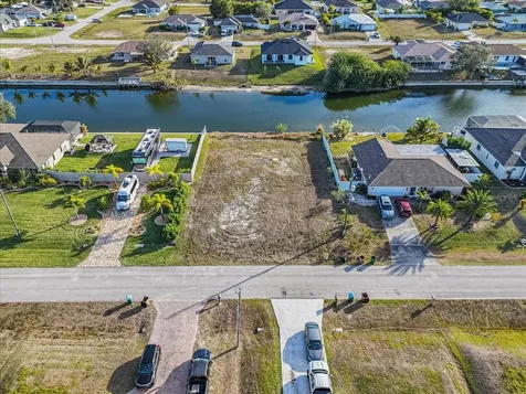 322 NE 20th Street Cape Coral FL 33909