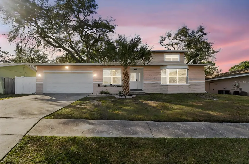 3309 Briarwood Lane Safety Harbor FL 34695