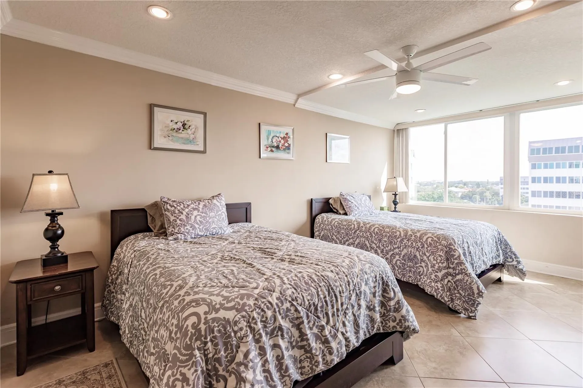 1055 W Peppertree Drive Sarasota FL 34242