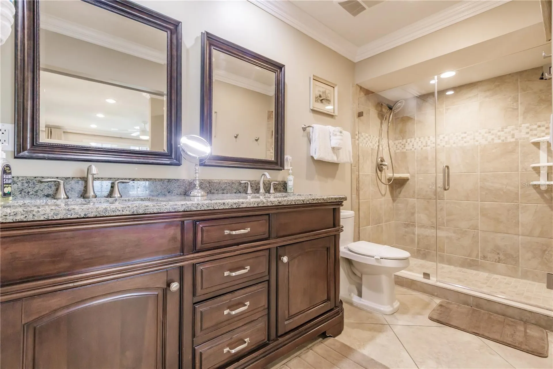 1055 W Peppertree Drive Sarasota FL 34242