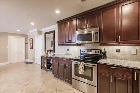 1055 W Peppertree Drive Sarasota FL 34242