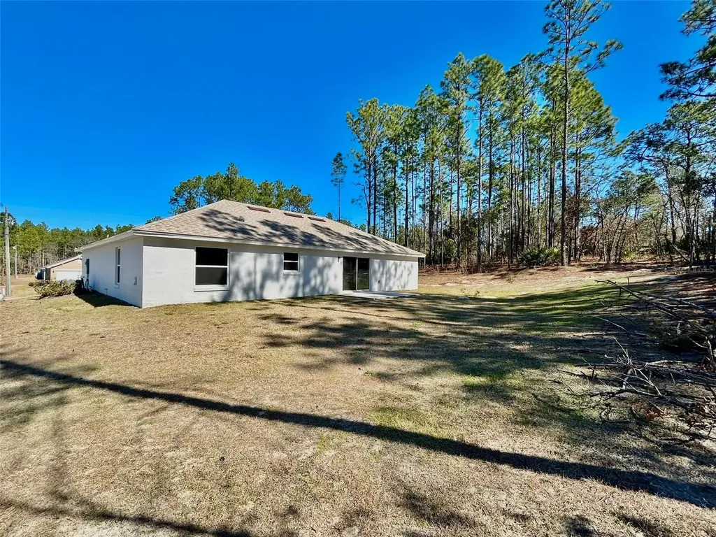 1586 W Gainsboro Lane Citrus Springs FL 34434