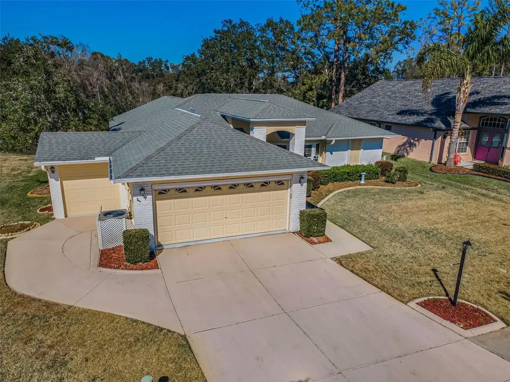 9625 Oakwood Hills Court New Port Richey FL 34655