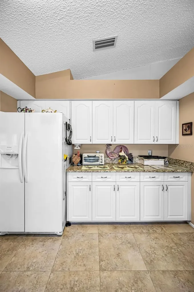 9625 Oakwood Hills Court New Port Richey FL 34655