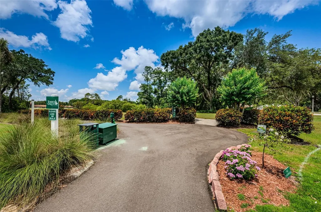 9625 Oakwood Hills Court New Port Richey FL 34655