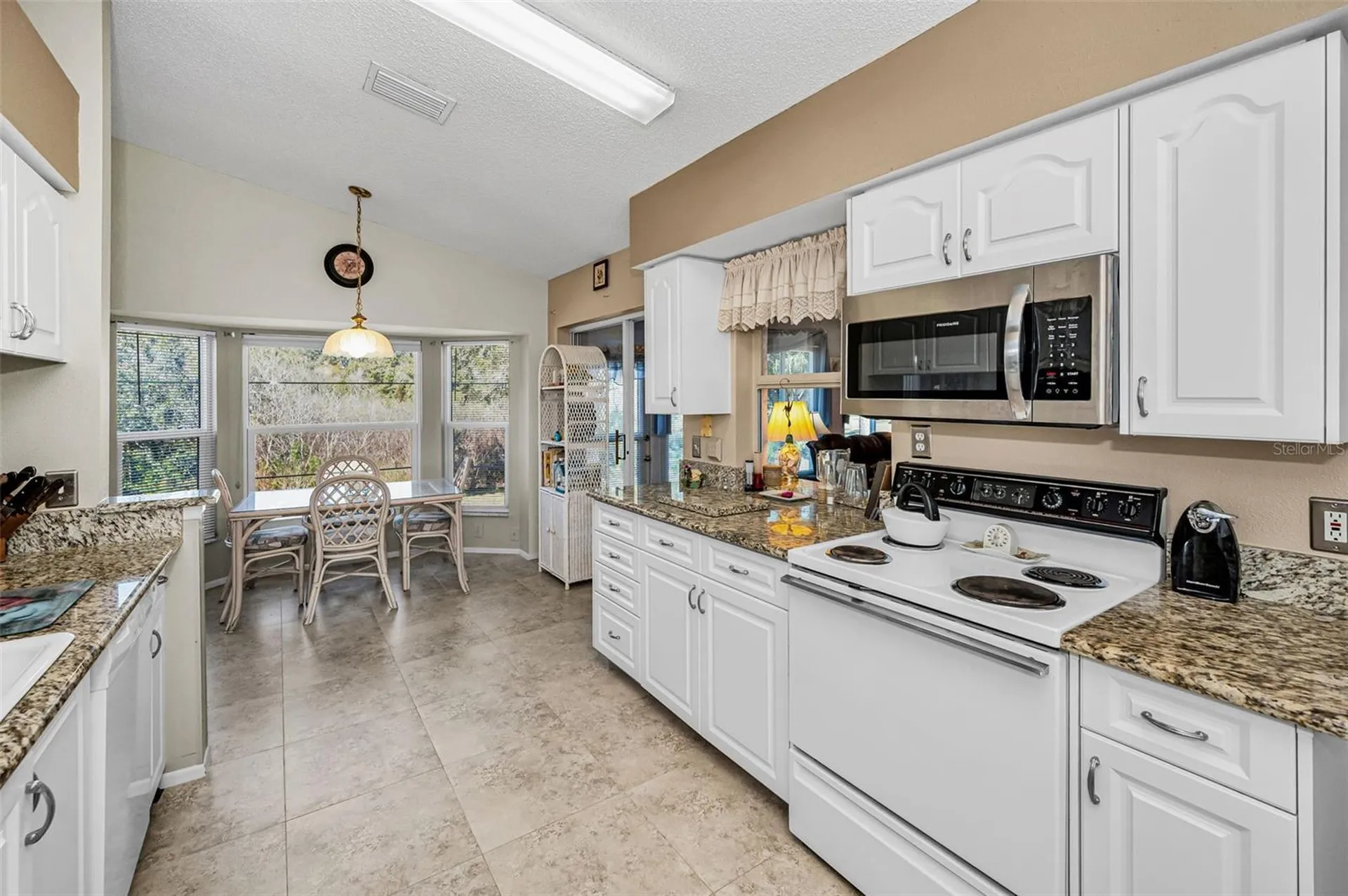 9625 Oakwood Hills Court New Port Richey FL 34655