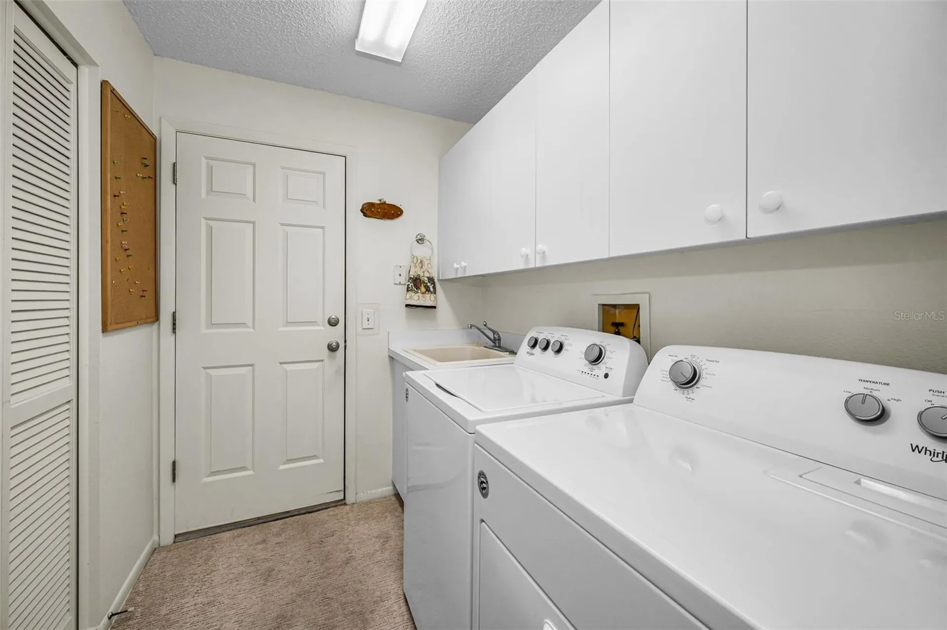 9625 Oakwood Hills Court New Port Richey FL 34655