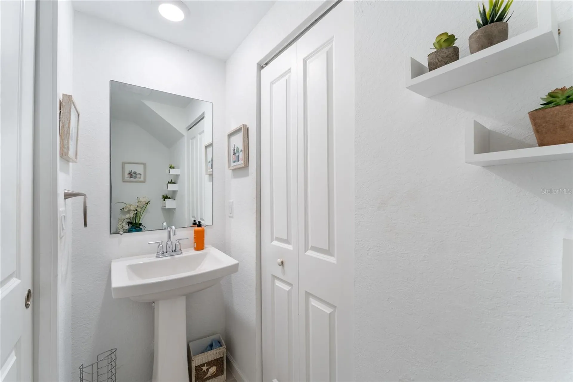 1061 NW 208th Terrace Miami FL 33169