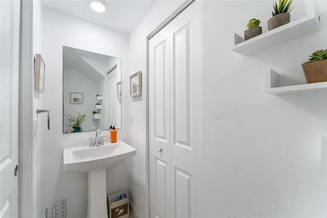1061 NW 208th Terrace Miami FL 33169