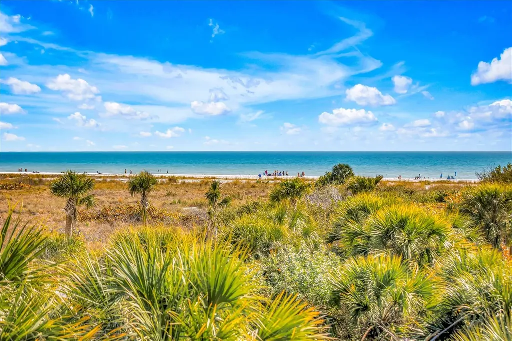 450 Beach Road Sarasota FL 34242