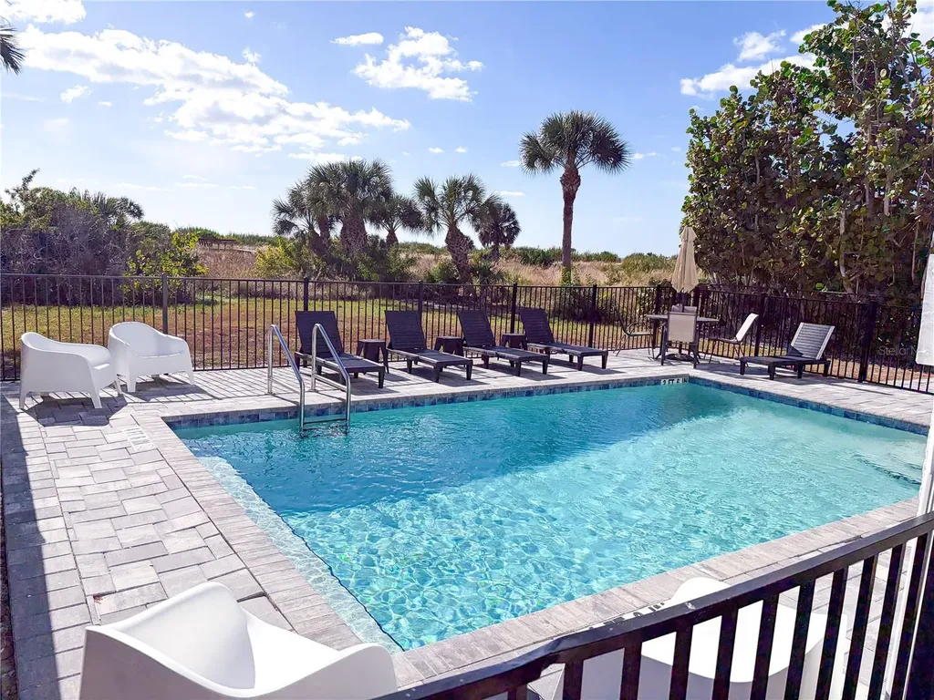 450 Beach Road Sarasota FL 34242