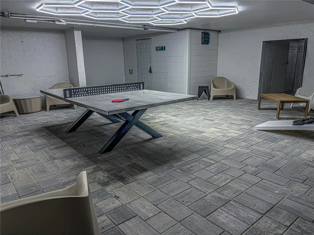 450 Beach Road Sarasota FL 34242