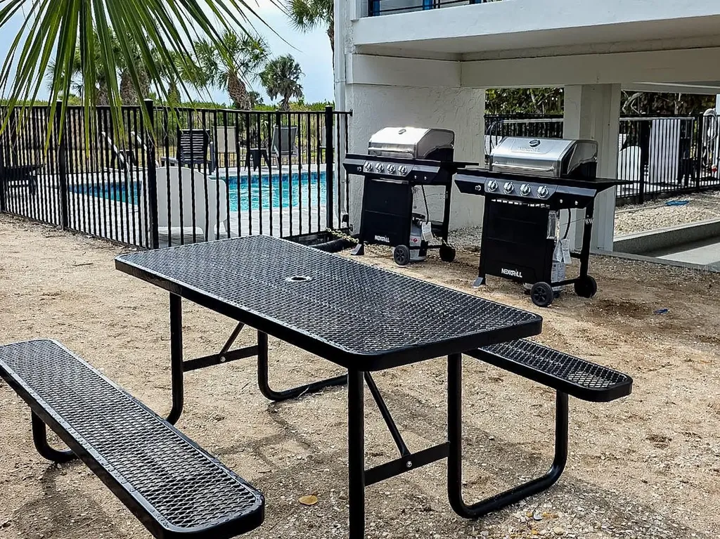 450 Beach Road Sarasota FL 34242