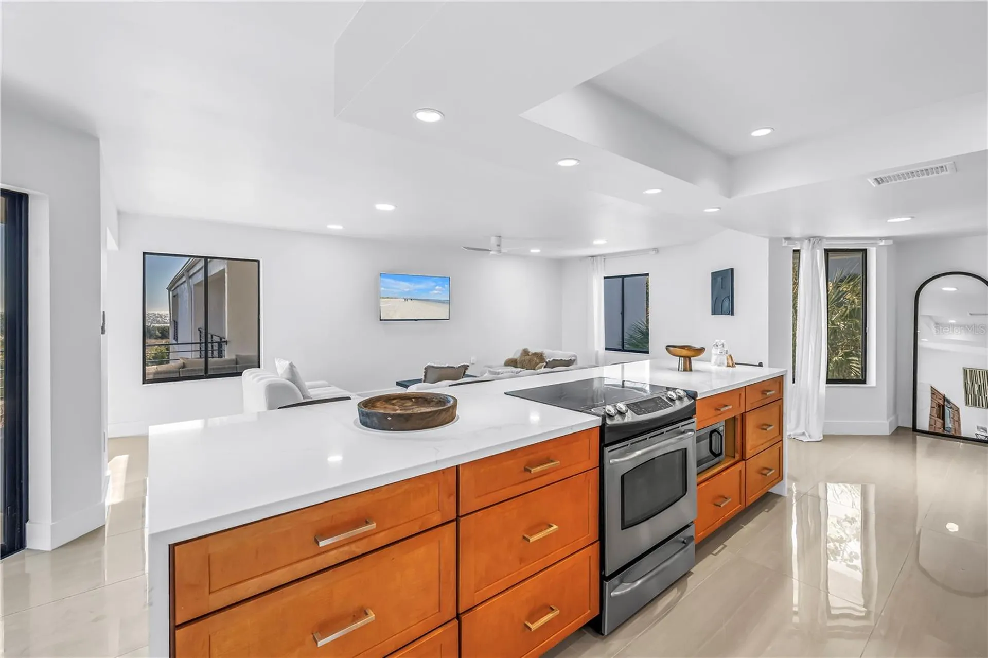 450 Beach Road Sarasota FL 34242