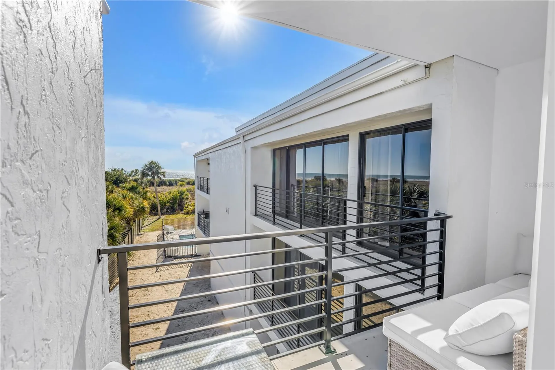 450 Beach Road Sarasota FL 34242