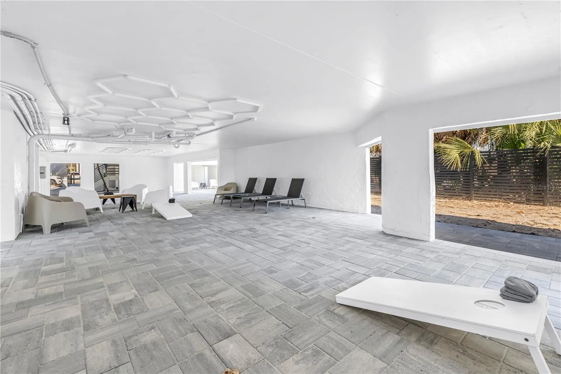 450 Beach Road Sarasota FL 34242