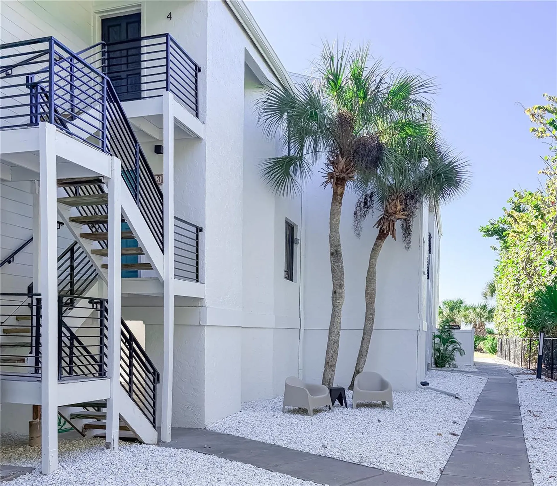 450 Beach Road Sarasota FL 34242