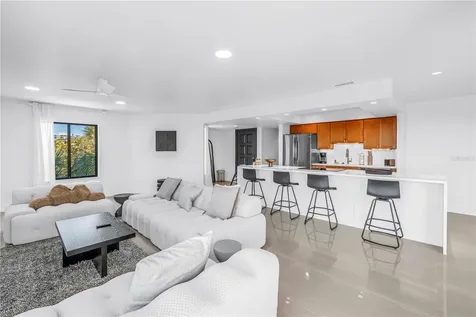 450 Beach Road Sarasota FL 34242